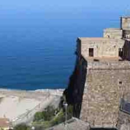 La Scaletta Sul Mare Di Pizzo Wifi E Disney+ Экстерьер фото