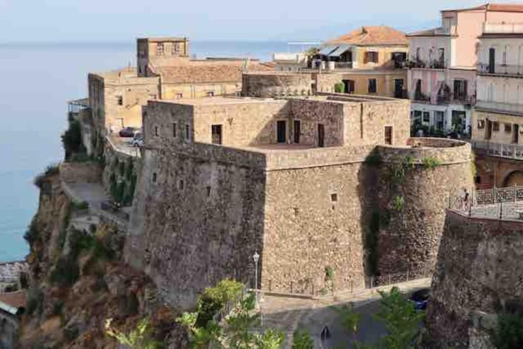 La Scaletta Sul Mare Di Pizzo Wifi E Disney+ Экстерьер фото